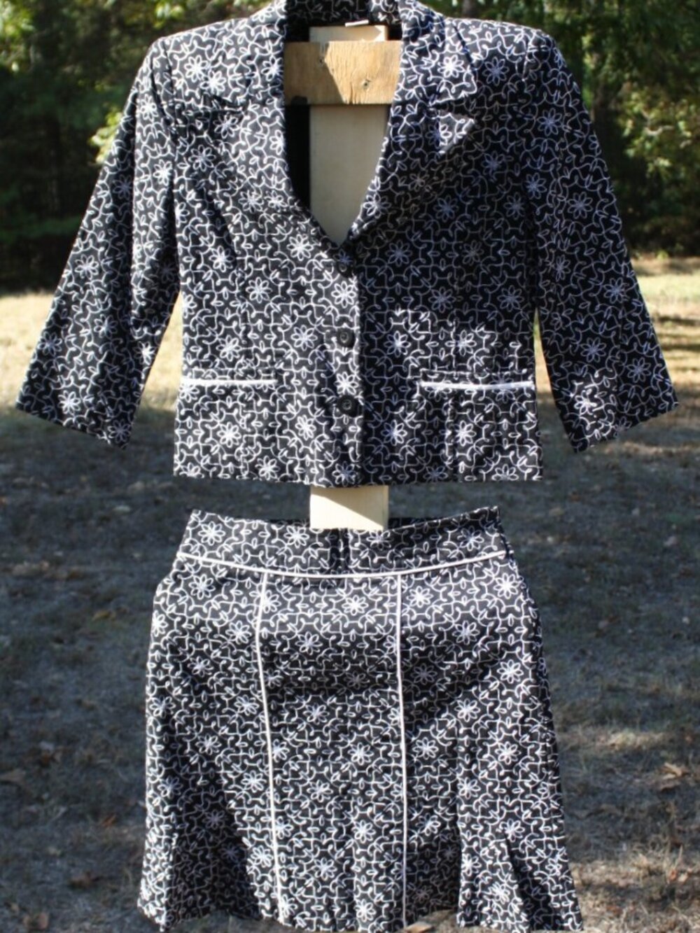 Uniform by John Paul Richard Black-&-White Floral Two-Piece Skirt Set, Size 8